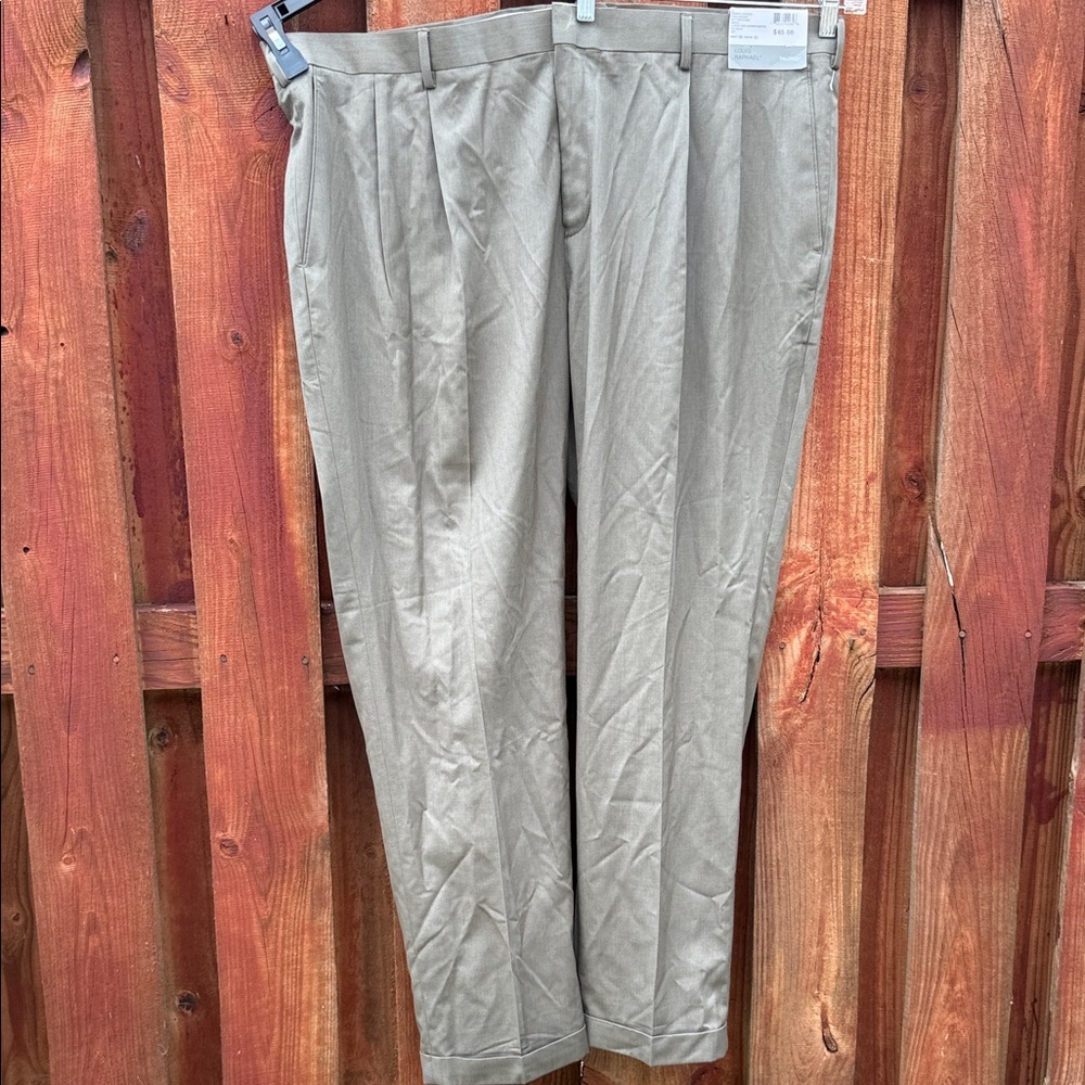Louis Raphael Men's Khaki Chinos Size 46 Inseam 32